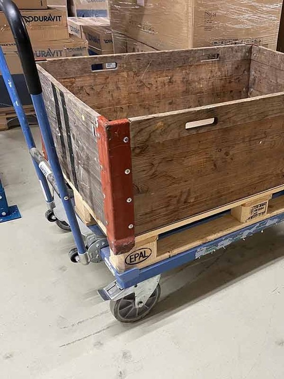 Rollwagen mit Aufsatz für Sperrgut