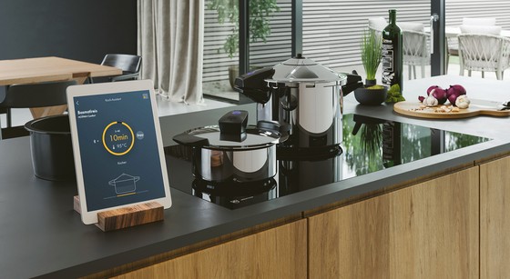 Kochfeld mit smart tech tablet steuerung