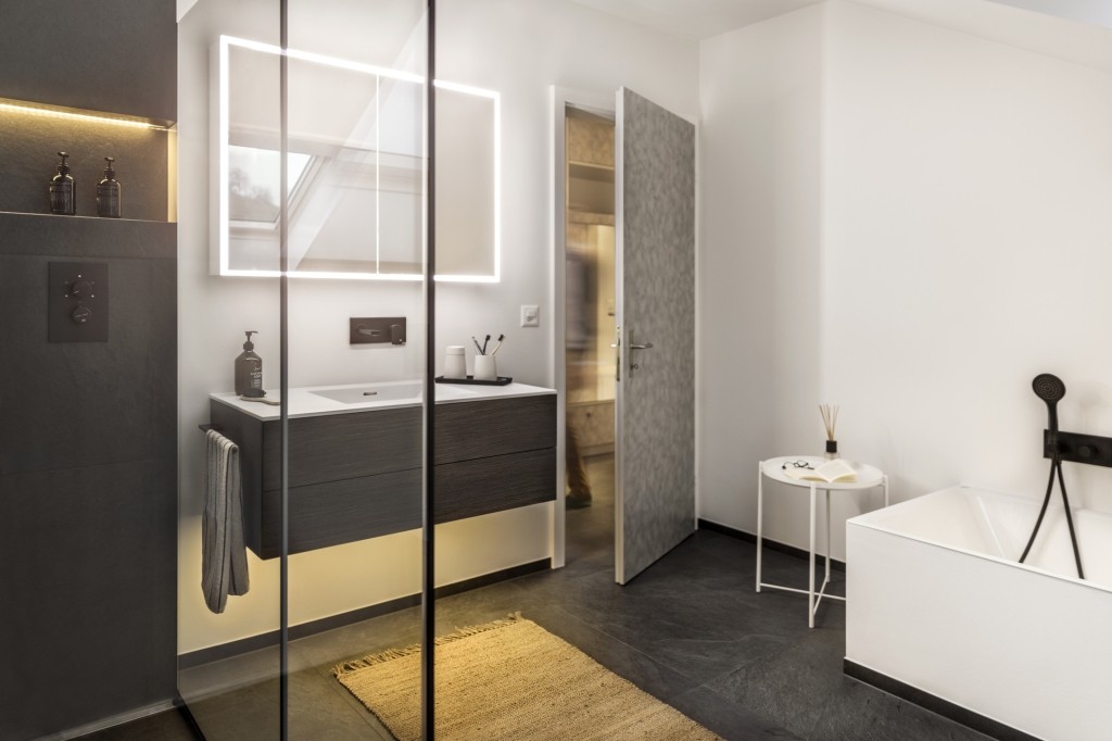 Petite salle de bains, grand effet