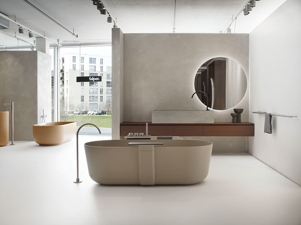 freistehende Badewanne in beige
