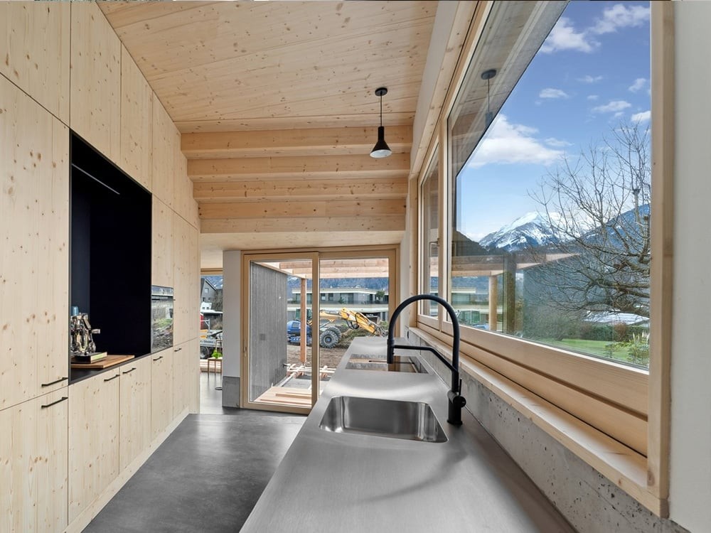 tageslicht küche mit holz