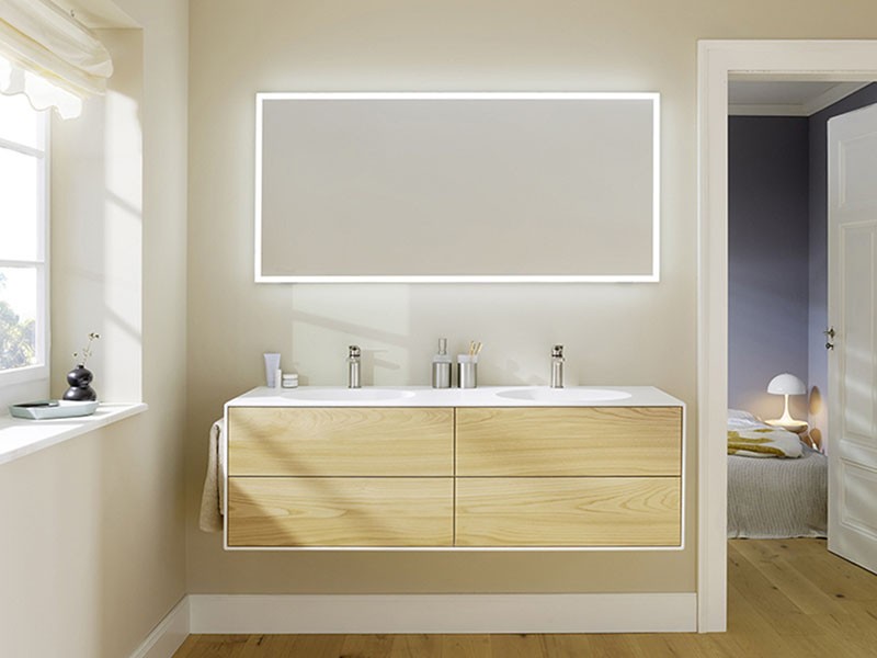 Alterna sanna LED – Specchio illuminato